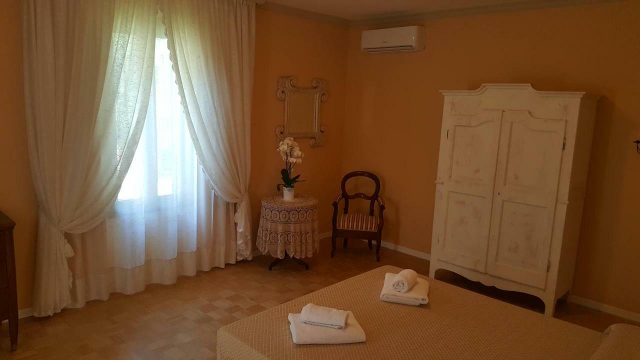 B&B Villa Fiorini Moniga del Garda 外观 照片